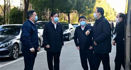 省委常委、苏州市委书记蓝绍敏来到石家庄伟业玻璃制品有限公司调研